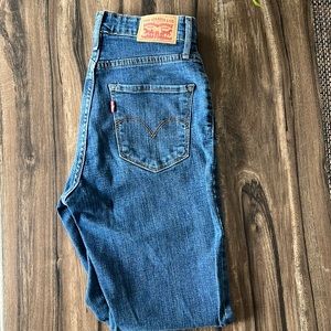 Levi 721 high rise skinny jeans